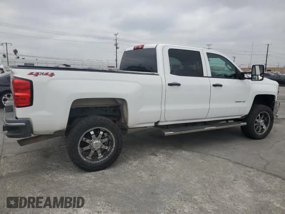 ✅ 2018 Chevrolet Silverado 2500HD Work Truck • VIN: 1GC1KUEG5JF127434 • Лот: 91514585. Опубликован ранее на Copart с пробегом 182 699 миль. Бесплатный доступ к архиву аукционных продаж из США и подробный отчёт об истории автомобиля на DreamBid. Изображение 3.