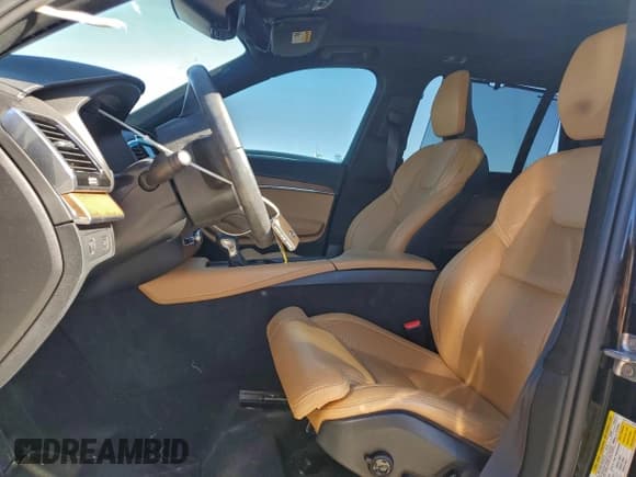 ✅ 2019 Volvo XC90 Inscription • VIN: YV4A22PL9K1501893 • Lot: 91418225. Wystawiony na Copart z przebiegiem 44 041 mil. Bezpłatny archiwum sprzedaży aukcyjnych z USA i szczegółowy raport historii pojazdu na DreamBid. Zdjęcie 7.