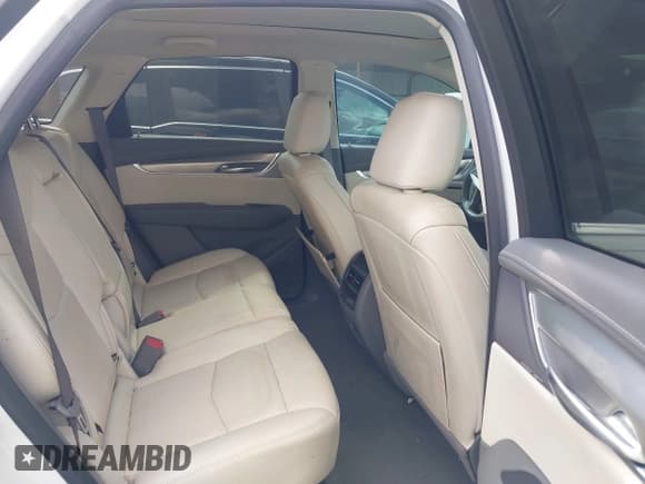 ✅ 2023 Cadillac XT5 FWD Premium Luxury • VIN: 1GYKNCR49PZ203017 • Лот: 43213013. Опубликован ранее на IAAI с пробегом 21 991 миль. Бесплатный доступ к архиву аукционных продаж из США и подробный отчёт об истории автомобиля на DreamBid. Изображение 8.