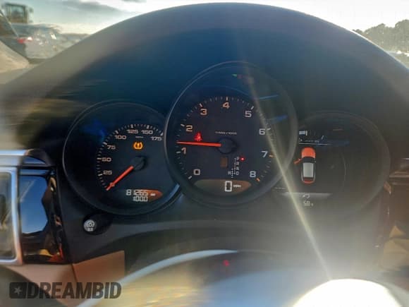 ✅ 2017 Porsche Macan • VIN: WP1AA2A52HLB00133 • Лот: 94735285. Опубликован ранее на Copart с пробегом 81 265 миль. Бесплатный доступ к архиву аукционных продаж из США и подробный отчёт об истории автомобиля на DreamBid. Изображение 9.