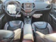 ✅ 2019 Jeep Cherokee Trailhawk • VIN: 1C4PJMBX3KD394635 • Lot: 90717945. Listed on Copart with 82,893 mi. Free auction sales archive from the USA and detailed vehicle history report at DreamBid. Image 8.