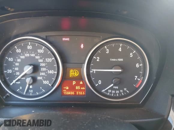 ✅ 2011 BMW 3 Series 328i • VIN: WBAPH5G51BNM73141 • Lot: 43497823. Wystawiony na IAAI z przebiegiem 158 496 mil. Bezpłatny archiwum sprzedaży aukcyjnych z USA i szczegółowy raport historii pojazdu na DreamBid. Zdjęcie 7.