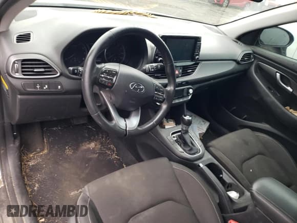 ✅ 2018 Hyundai Elantra • VIN: KMHH35LE7JU076349 • Lot: 68390655. Listed on Copart with 121,314 mi. Free auction sales archive from the USA and detailed vehicle history report at DreamBid. Image 8.