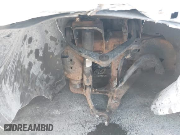 ✅ 2014 Chevrolet Silverado 2500HD Work Truck • VIN: 1GC1KVCG6EF144919 • Lot: 42968279. Listed on IAAI with 145,810 mi. Free auction sales archive from the USA and detailed vehicle history report at DreamBid. Image 19.