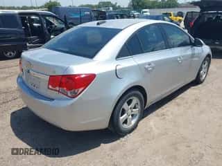 2016 Chevrolet Cruze LT with VIN 1G1PE5SB9G7140022, listed as a IAAI auction lot 42803852 with 81,328 mi miles and . Bid and sale history available at DreamBid. Image 4.