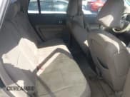 ✅ 2008 Ford Edge SE • VIN: 2FMDK36C58BB12202 • Lot: 43402606. Wystawiony na IAAI z przebiegiem 228 283 mil. Bezpłatny archiwum sprzedaży aukcyjnych z USA i szczegółowy raport historii pojazdu na DreamBid. Zdjęcie 8.