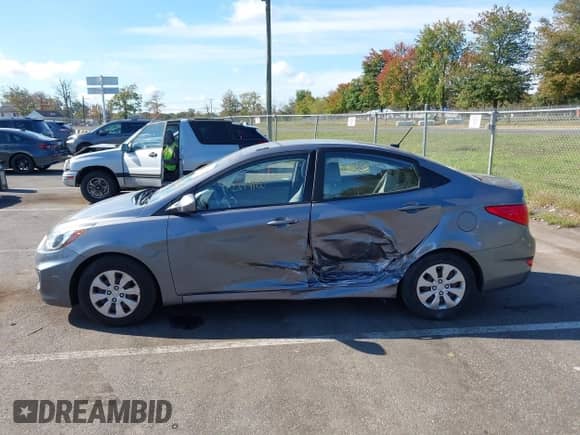 2016 Hyundai Accent SE с VIN KMHCT4AE2GU107135, выставлен на аукционе IAAI как лот 43394120 с пробегом 65 623 миль миль и . История ставок и продаж доступна на DreamBid. Изображение 14.