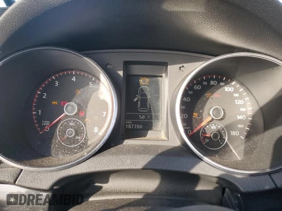 ✅ 2011 Volkswagen Golf GTI w/Sunroof • VIN: WVWEV7AJ6BW035245 • Лот: 55928795. Опубликован ранее на Copart с пробегом 187 700 миль. Бесплатный доступ к архиву аукционных продаж из США и подробный отчёт об истории автомобиля на DreamBid. Изображение 9.