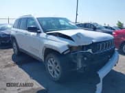 ✅ 2023 Jeep Grand Cherokee Limited • VIN: 1C4RJHBG3PC528024 • Lot: 42647083. Wystawiony na IAAI z przebiegiem 56 327 mil. Bezpłatny archiwum sprzedaży aukcyjnych z USA i szczegółowy raport historii pojazdu na DreamBid. Zdjęcie 1.