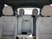 ✅ 2025 Volvo XC90 • VIN: YV4062PGXS1375711 • Lot: 52612965. Wystawiony na Copart z przebiegiem 40 mil. Bezpłatny archiwum sprzedaży aukcyjnych z USA i szczegółowy raport historii pojazdu na DreamBid. Zdjęcie 10.