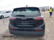 ✅ 2023 Chevrolet Bolt EV 2LT • VIN: 1G1FX6S02P4143467 • Lot: 41607322. Wystawiony na IAAI z przebiegiem 95 398 mil. Bezpłatny archiwum sprzedaży aukcyjnych z USA i szczegółowy raport historii pojazdu na DreamBid. Zdjęcie 16.