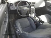 ✅ 2010 Volvo C30 • VIN: YV1672MK1A2171529 • Lot: 48816515. Wystawiony na Copart z przebiegiem 95 334 mil. Bezpłatny archiwum sprzedaży aukcyjnych z USA i szczegółowy raport historii pojazdu na DreamBid. Zdjęcie 8.