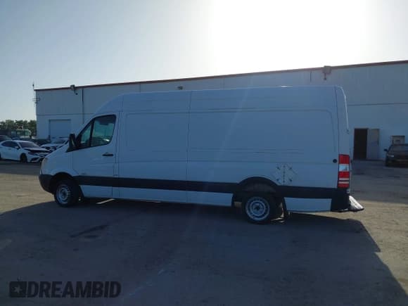 ✅ 2012 Mercedes-Benz Sprinter Cargo • VIN: WD3PE8CB6C5687434 • Lot: 42832238. Listed on IAAI with Not provided. Free auction sales archive from the USA and detailed vehicle history report at DreamBid. Image 13.