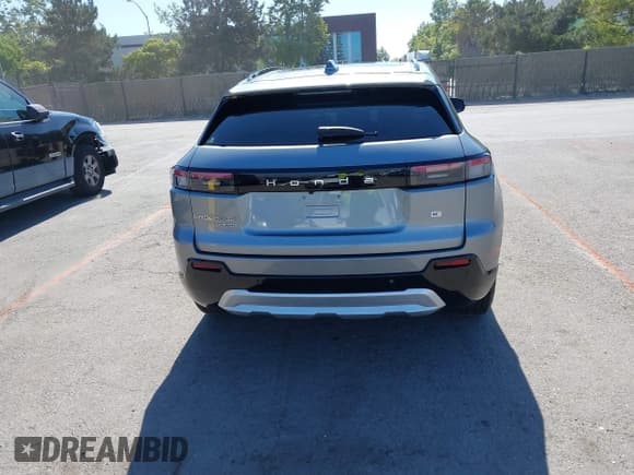 ✅ 2025 Honda Prologue Touring • VIN: 3GPKHWRM9SS501800 • Lot: 42610559. Wystawiony na IAAI z przebiegiem 2 470 mil. Bezpłatny archiwum sprzedaży aukcyjnych z USA i szczegółowy raport historii pojazdu na DreamBid. Zdjęcie 17.