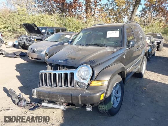 ✅ 2006 Jeep Liberty Limited • VIN: 1J4GL58K36W251328 • Lot: 43626602. Listed on IAAI with 226,550 mi. Free auction sales archive from the USA and detailed vehicle history report at DreamBid. Image 18.