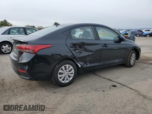 ✅ 2018 Hyundai Accent SE • VIN: 3KPC24A38JE012137 • Лот: 52497675. Опубликован ранее на Copart с пробегом 93 392 миль. Бесплатный доступ к архиву аукционных продаж из США и подробный отчёт об истории автомобиля на DreamBid. Изображение 3.