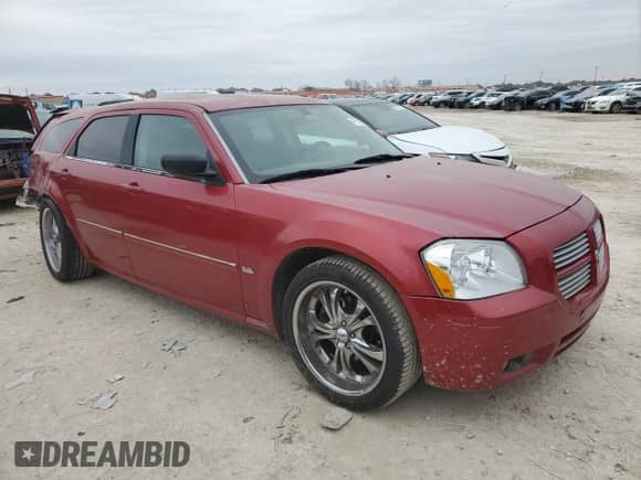 2006 Dodge Magnum z VIN 2D4FV47V86H391510, wystawiony jako Copart lot #44930065 z przebiegiem 295 534 mil mil oraz Szkoda całkowita • Salvage title. Historia ofert i sprzedaży dostępna na DreamBid. Obrazek 4.