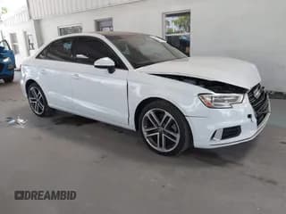 ✅ 2018 Audi A3 Premium • VIN: WAUB8GFF1J1016562 • Лот: 42341733. Опубликован ранее на IAAI с пробегом 69 055 миль. Бесплатный доступ к архиву аукционных продаж из США и подробный отчёт об истории автомобиля на DreamBid. Изображение 1.