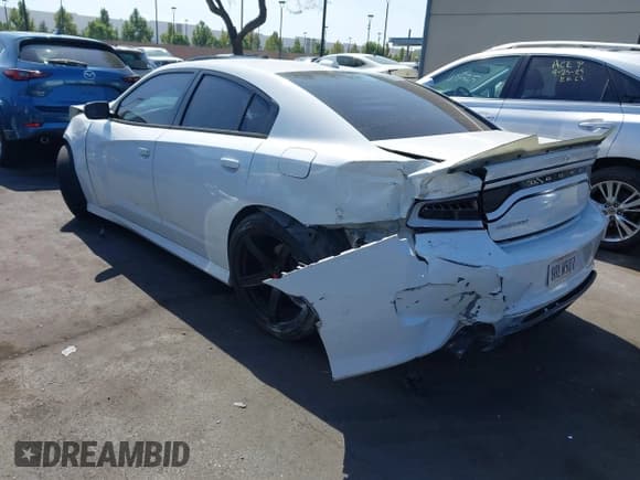 ✅ 2019 Dodge Charger GT • VIN: 2C3CDXHG4KH578696 • Lot: 43295825. Wystawiony na IAAI z przebiegiem 137 824 mil. Bezpłatny archiwum sprzedaży aukcyjnych z USA i szczegółowy raport historii pojazdu na DreamBid. Zdjęcie 3.