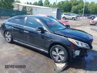 ✅ 2016 Hyundai Sonata • VIN: KMHE14L2XGA024782 • Лот: 42388805. Опубликован ранее на IAAI с пробегом 99 458 миль. Бесплатный доступ к архиву аукционных продаж из США и подробный отчёт об истории автомобиля на DreamBid. Изображение 1.