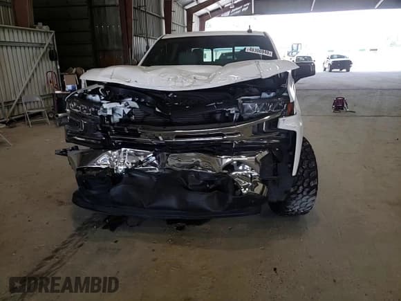 ✅ 2019 Chevrolet Silverado 1500 LT • VIN: 1GCPWCED0KZ141126 • Lot: 67843755. Wystawiony na Copart z przebiegiem 30 755 mil. Bezpłatny archiwum sprzedaży aukcyjnych z USA i szczegółowy raport historii pojazdu na DreamBid. Zdjęcie 11.