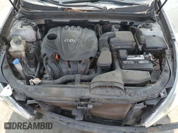 ✅ 2012 Hyundai Sonata SE • VIN: 5NPEC4AC4CH389052 • Lot: 70884994. Wystawiony na Copart z przebiegiem 121 934 mil. Bezpłatny archiwum sprzedaży aukcyjnych z USA i szczegółowy raport historii pojazdu na DreamBid. Zdjęcie 11.