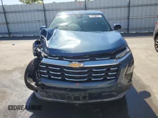 ✅ 2025 Chevrolet Equinox FWD LT • VIN: 3GNAXHEG7SL324158 • Lot: 66371335. Wystawiony na Copart z przebiegiem 3 588 mil. Bezpłatny archiwum sprzedaży aukcyjnych z USA i szczegółowy raport historii pojazdu na DreamBid. Zdjęcie 5.