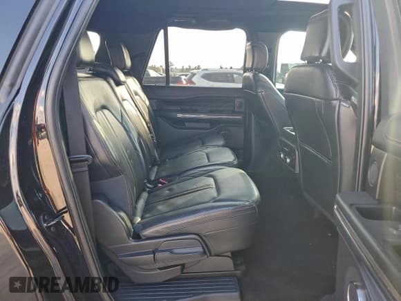 ✅ 2022 Ford Expedition Max Platinum • VIN: 1FMJK1LT1NEA15459 • Лот: 96985815. Опубликован ранее на Copart с пробегом 101 266 миль. Бесплатный доступ к архиву аукционных продаж из США и подробный отчёт об истории автомобиля на DreamBid. Изображение 11.