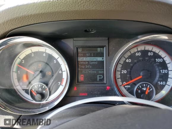 ✅ 2011 Dodge Durango Crew • VIN: 1D4RD4GG1BC633794 • Lot: 82196185. Wystawiony na Copart z przebiegiem 153 749 mil. Bezpłatny archiwum sprzedaży aukcyjnych z USA i szczegółowy raport historii pojazdu na DreamBid. Zdjęcie 9.