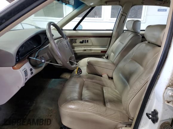 ✅ 1999 Oldsmobile 88 LS • VIN: 1G3HN52K9X4816613 • Lot: 64953925. Listed on Copart with 101,893 mi. Free auction sales archive from the USA and detailed vehicle history report at DreamBid. Image 7.