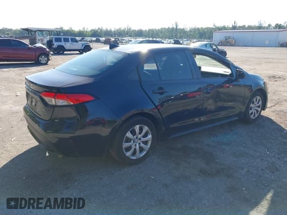 ✅ 2021 Toyota Corolla LE • VIN: 5YFEPMAE9MP242137 • Lot: 43702103. Listed on IAAI with 98,625 mi. Free auction sales archive from the USA and detailed vehicle history report at DreamBid. Image 4.