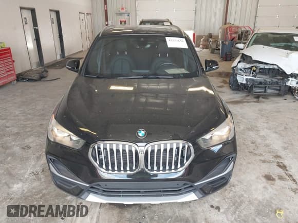 ✅ 2022 BMW X1 xDrive28i • VIN: WBXJG9C09N5U69567 • Lot: 42273644. Listed on IAAI with 36,944 mi. Free auction sales archive from the USA and detailed vehicle history report at DreamBid. Image 12.