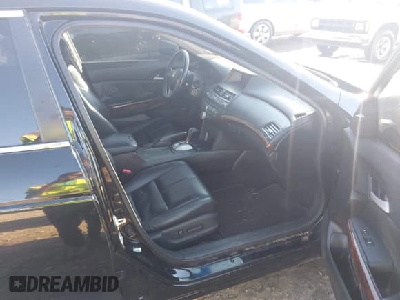 ✅ 2010 Honda Crosstour EX-L • VIN: 5J6TF1H50AL009728 • Лот: 43635948. Опубликован ранее на IAAI с пробегом 184 281 миль. Бесплатный доступ к архиву аукционных продаж из США и подробный отчёт об истории автомобиля на DreamBid. Изображение 5.