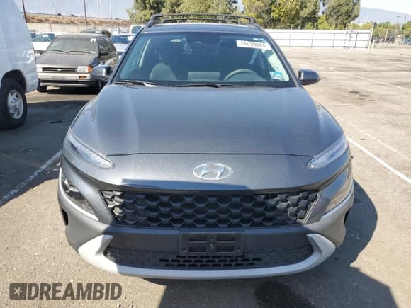 ✅ 2022 Hyundai Kona SEL • VIN: KM8K62AB0NU813014 • Лот: 74639044. Опубликован ранее на Copart с пробегом 50 233 миль. Бесплатный доступ к архиву аукционных продаж из США и подробный отчёт об истории автомобиля на DreamBid. Изображение 5.