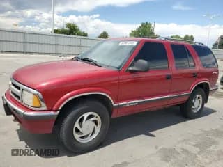 ✅ 1995 Chevrolet Blazer • VIN: 1GNDT13W2S2244651 • Lot: 63867345. Wystawiony na Copart z przebiegiem 152 182 mil. Bezpłatny archiwum sprzedaży aukcyjnych z USA i szczegółowy raport historii pojazdu na DreamBid. Zdjęcie 1.