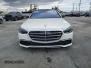 ✅ 2021 Mercedes-Benz S 580 • VIN: W1K6G7GB1MA035481 • Lot: 43611803. Wystawiony na Copart z przebiegiem 7 602 mil. Bezpłatny archiwum sprzedaży aukcyjnych z USA i szczegółowy raport historii pojazdu na DreamBid. Zdjęcie 5.