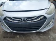 ✅ 2013 Hyundai Elantra • VIN: KMHD35LE2DU020869 • Lot: 43635744. Listed on IAAI with 195,927 mi. Free auction sales archive from the USA and detailed vehicle history report at DreamBid. Image 6.