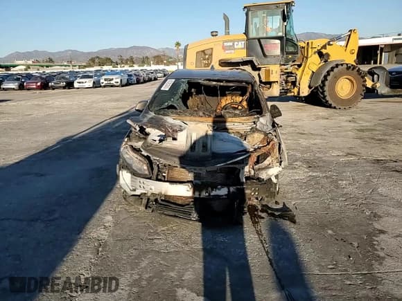 ✅ 2017 Chevrolet Volt LT • VIN: 1G1RA6S59HU168863 • Lot: 82363243. Wystawiony na Copart z przebiegiem Nie podano. Bezpłatny archiwum sprzedaży aukcyjnych z USA i szczegółowy raport historii pojazdu na DreamBid. Zdjęcie 11.