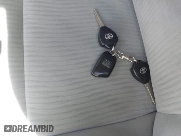 ✅ 2010 Toyota Corolla • VIN: 1NXBU4EE1AZ186145 • Lot: 42318162. Listed on IAAI with 200,416 mi. Free auction sales archive from the USA and detailed vehicle history report at DreamBid. Image 11.