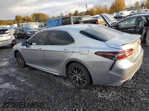 2024 Toyota Camry SE with VIN 4T1S11BK7RU118543, listed as a Copart auction lot 80970564 with 12,316 mi miles and Salvage title. Bid and sale history available at DreamBid. Image 2.