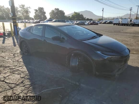 2025 Toyota Prius LE с VIN JTDACAAU8S3059589, выставлен на аукционе Copart как лот 72100945 с пробегом 14 715 миль миль и Списание • Salvage title. История ставок и продаж доступна на DreamBid. Изображение 4.