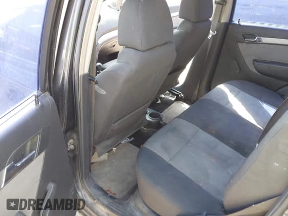 ✅ 2009 Chevrolet Aveo 1LT • VIN: KL1TD66E59B631584 • Lot: 41767703. Wystawiony na IAAI z przebiegiem 160 423 mil. Bezpłatny archiwum sprzedaży aukcyjnych z USA i szczegółowy raport historii pojazdu na DreamBid. Zdjęcie 8.