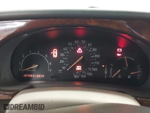 ✅ 2001 Saab 9-3 SE • VIN: YS3DF78K417004150 • Lot: 43018489. Wystawiony na IAAI z przebiegiem 127 483 mil. Bezpłatny archiwum sprzedaży aukcyjnych z USA i szczegółowy raport historii pojazdu na DreamBid. Zdjęcie 7.