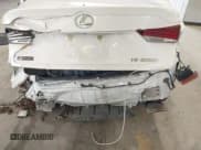 ✅ 2017 Lexus IS 200t • VIN: JTHBA1D26H5049840 • Lot: 42582591. Wystawiony na IAAI z przebiegiem 93 783 mil. Bezpłatny archiwum sprzedaży aukcyjnych z USA i szczegółowy raport historii pojazdu na DreamBid. Zdjęcie 6.