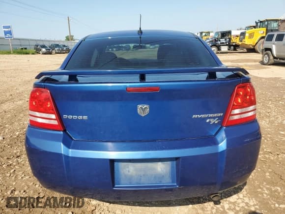 ✅ 2010 Dodge Avenger R/T • VIN: 1B3CC5FB6AN141526 • Лот: 66335744. Опубликован ранее на Copart с пробегом 281 117 миль. Бесплатный доступ к архиву аукционных продаж из США и подробный отчёт об истории автомобиля на DreamBid. Изображение 6.