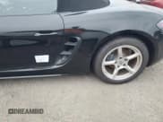 ✅ 2018 Porsche 718 Boxster • VIN: WP0CA2A81JS211076 • Lot: 74637194. Listed on Copart with Not provided. Free auction sales archive from the USA and detailed vehicle history report at DreamBid. Image 12.