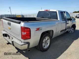 ✅ 2012 Chevrolet Silverado 1500 LT • VIN: 1GCRKSE71CZ353771 • Lot: 68516964. Listed on Copart with 100,519 mi. Free auction sales archive from the USA and detailed vehicle history report at DreamBid. Image 3.