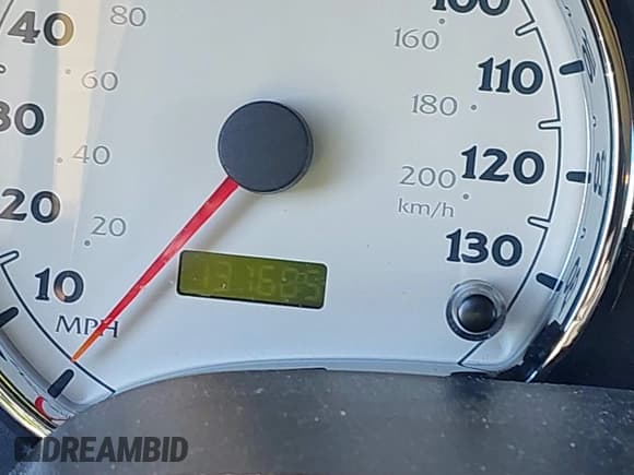 ✅ 2004 Saturn VUE V6 • VIN: 5GZCZ53414S842093 • Lot: 41632823. Wystawiony na IAAI z przebiegiem 131 605 mil. Bezpłatny archiwum sprzedaży aukcyjnych z USA i szczegółowy raport historii pojazdu na DreamBid. Zdjęcie 7.