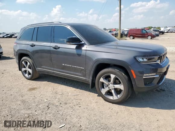 ✅ 2025 Jeep Grand Cherokee Limited • VIN: 1C4RJGBG8SC284339 • Лот: 80670585. Опубликован ранее на Copart с пробегом 16 353 миль. Бесплатный доступ к архиву аукционных продаж из США и подробный отчёт об истории автомобиля на DreamBid. Изображение 4.