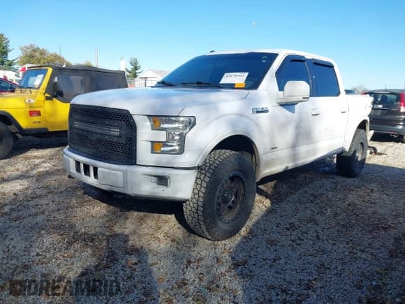 ✅ 2016 Ford F-150 XLT • VIN: 1FTEW1EP9GKF19255 • Lot: 43678903. Listed on IAAI with 174,016 mi. Free auction sales archive from the USA and detailed vehicle history report at DreamBid. Image 2.